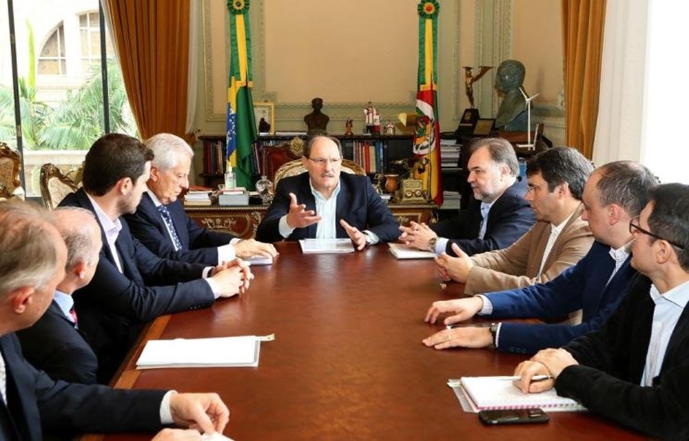 Ir para  <p>O governador Jos&eacute; Ivo Sartori decretetou situa&ccedil;&atilde;o de emerg&ecirc;ncia no sistema prisional no Rio Grande do Sul. O governador fez o an&uacute;ncio atrav&eacute;s da sua&nbsp;<a...